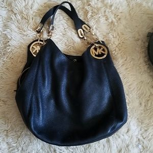 Michael kors black leather purse